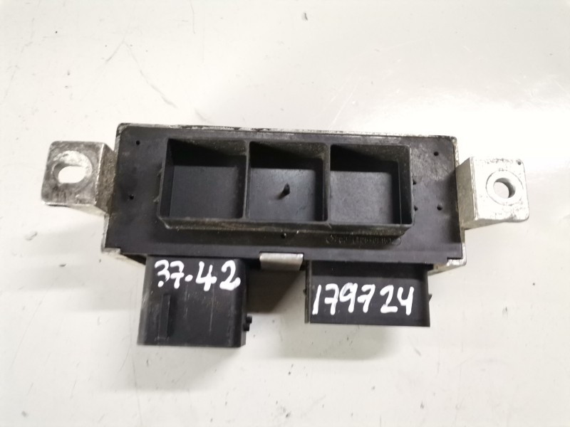Recambio de caja precalentamiento para renault kangoo ii (f/kw0) k9k608 referencia OEM IAM 8200558438A  