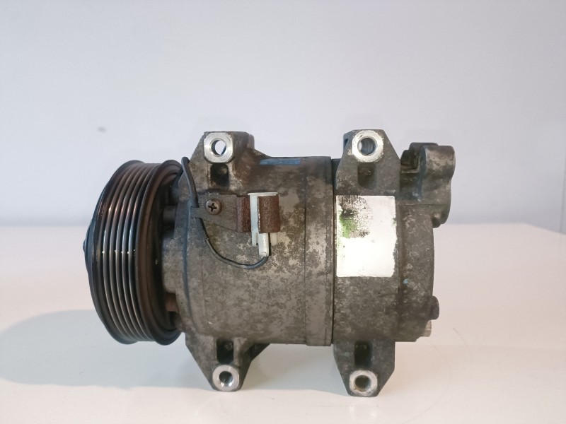 Recambio de compresor aire acondicionado para volvo xc70 b5244t referencia OEM IAM 8708581  