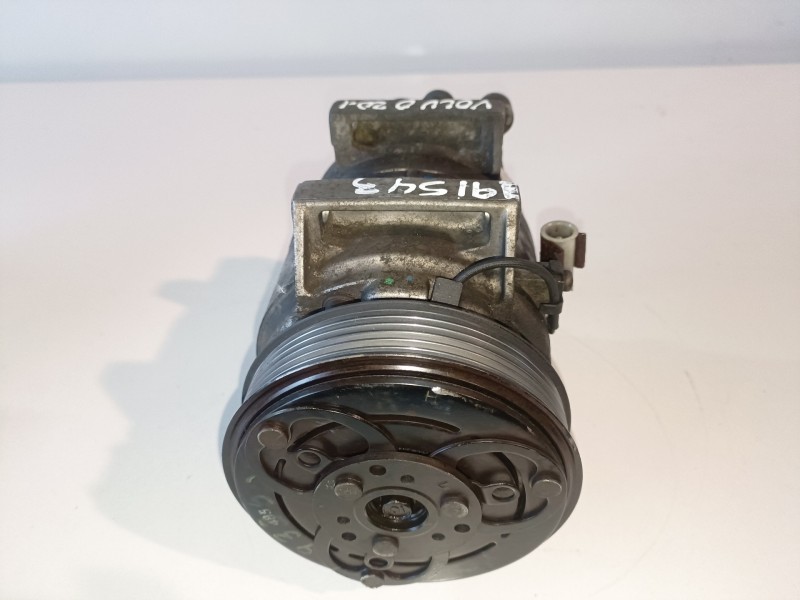 Recambio de compresor aire acondicionado para volvo xc70 b5244t referencia OEM IAM 8708581  
