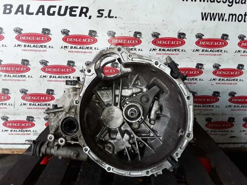 Recambio de caja cambios para nissan almera (n16/e) yd22ddt referencia OEM IAM   