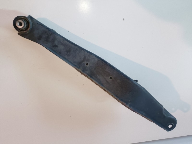 Recambio de brazo suspension inferior trasero izquierdo para seat leon (1p1) cayc referencia OEM IAM   
