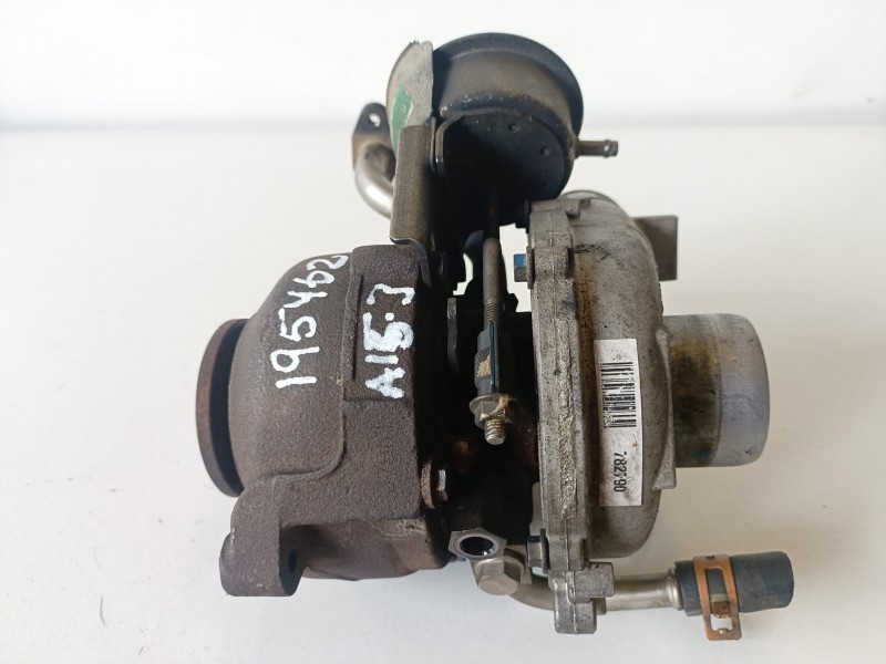 Recambio de turbocompresor para renault megane ii grandtour f9q818 referencia OEM IAM H8200575462  