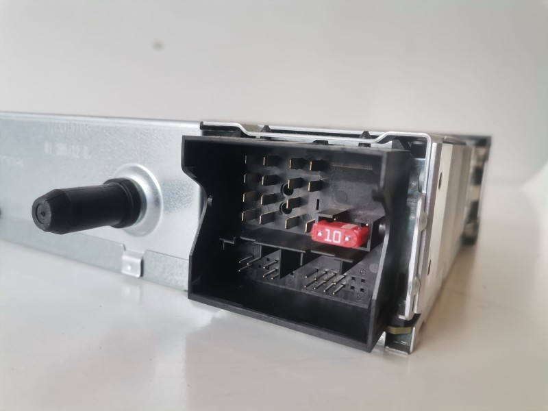 Recambio de sistema audio / radio cd para fiat ii scudo (272) combi rh02 referencia OEM IAM 96775574XT  