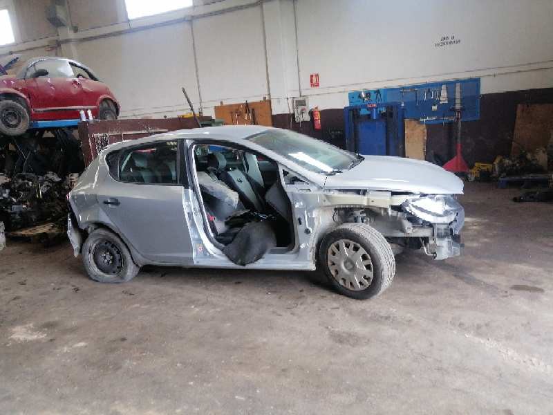 seat ibiza berlina (6j5) del año 2010