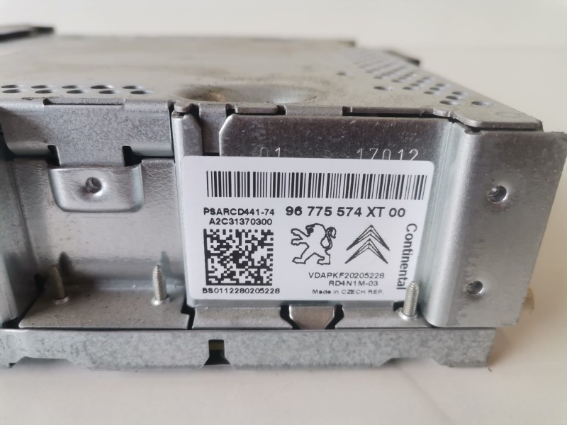 Recambio de sistema audio / radio cd para fiat ii scudo (272) combi rh02 referencia OEM IAM 96775574XT  