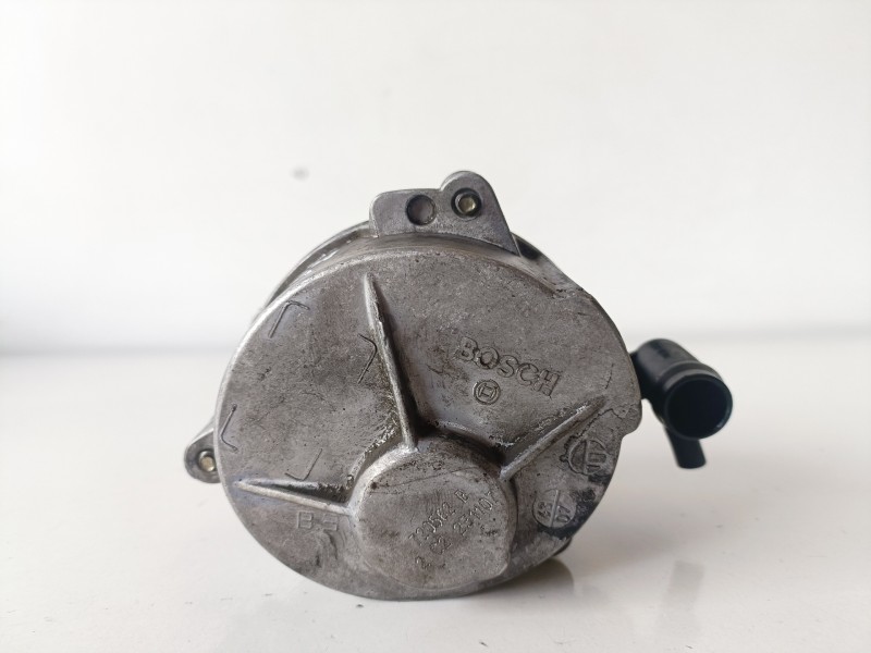 Recambio de depresor freno / bomba vacio para renault megane ii grandtour f9q818 referencia OEM IAM 720562B  