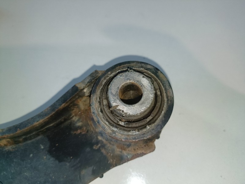 Recambio de brazo suspension superior trasero izquierdo para seat leon (1p1) cayc referencia OEM IAM   