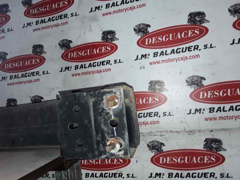 Recambio de refuerzo paragolpes delantero para chrysler voyager (rg) referencia OEM IAM   