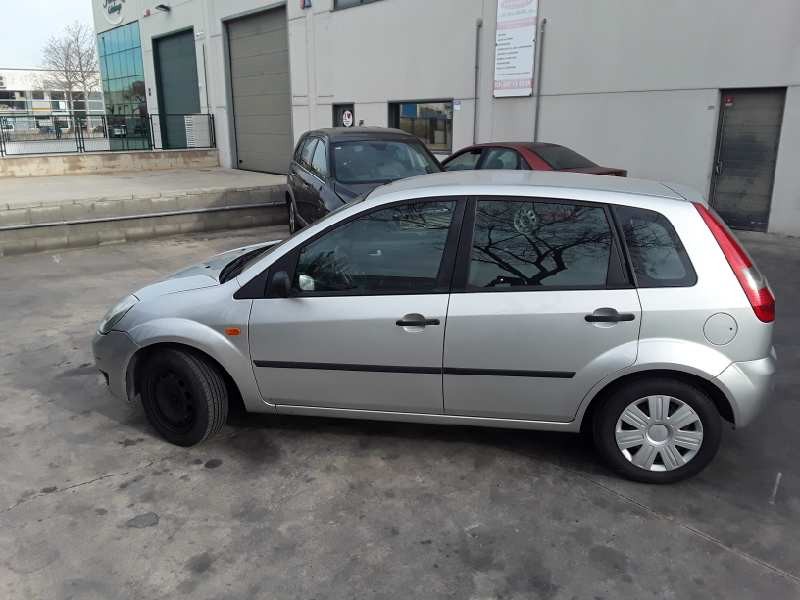 ford fiesta (cbk) del año 2002