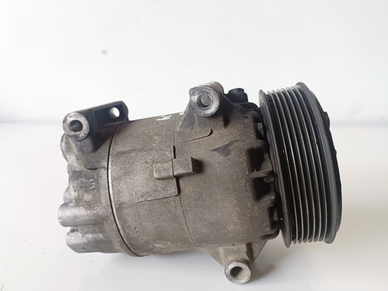 Recambio de compresor aire acondicionado para renault megane ii grandtour f9q818 referencia OEM IAM 8200678499  