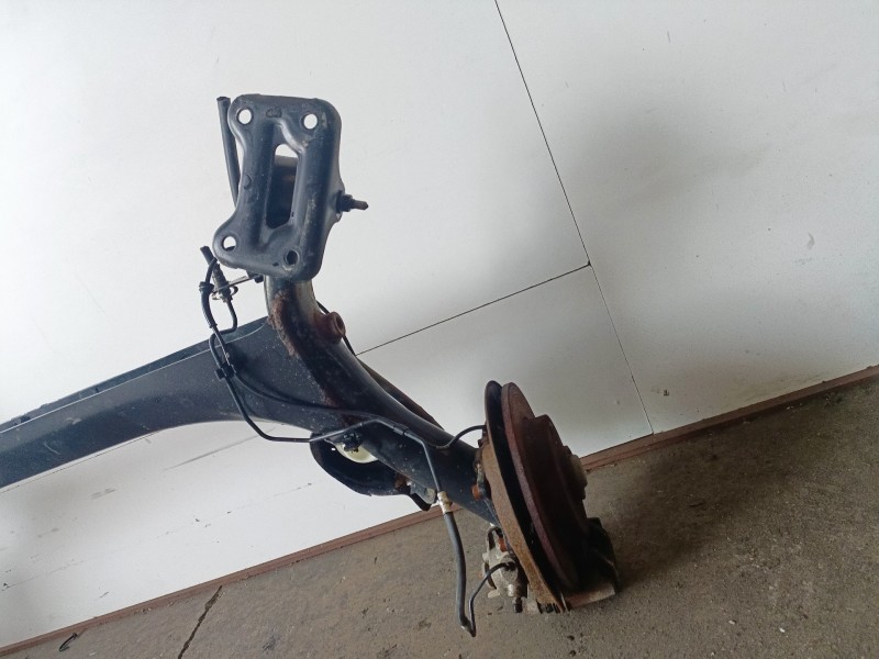 Recambio de puente trasero para citroen c4 berlina kfu referencia OEM IAM   