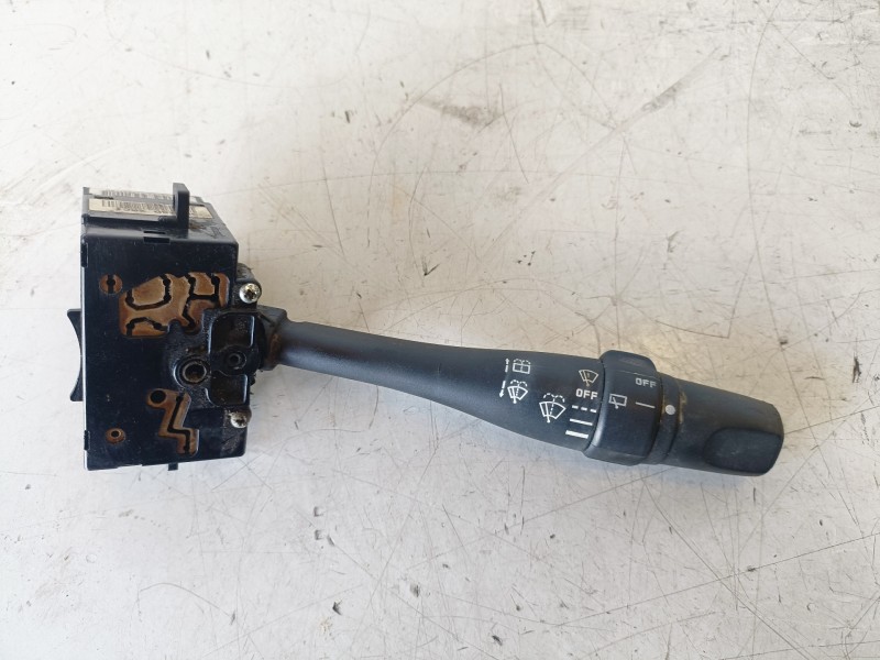Recambio de mando limpia para nissan terrano ii (r20) td27ti referencia OEM IAM 36928D  