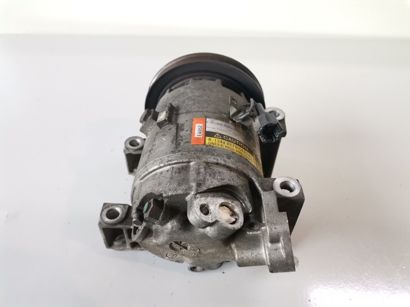 Recambio de compresor aire acondicionado para nissan primera traveller (p12) yd22 referencia OEM IAM 92600BN310  