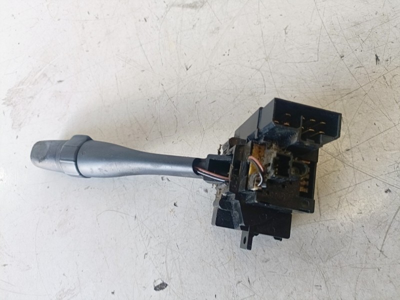 Recambio de mando limpia para nissan terrano ii (r20) td27ti referencia OEM IAM 36928D  