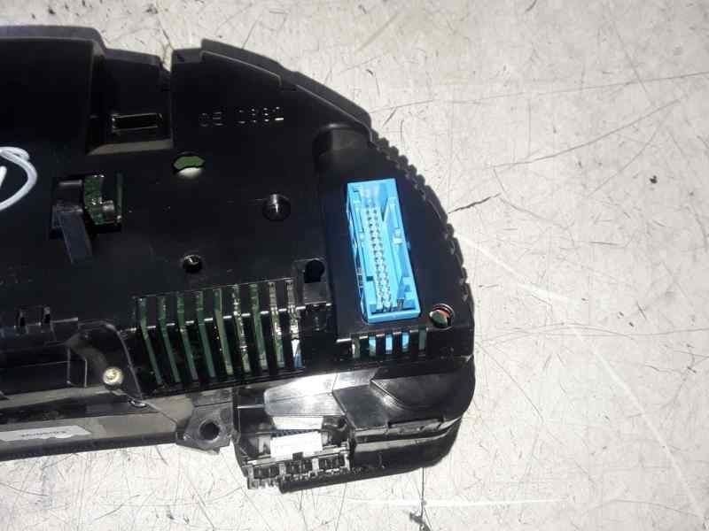 Recambio de cuadro instrumentos para audi a4 avant (8e) referencia OEM IAM 8E0920903S  