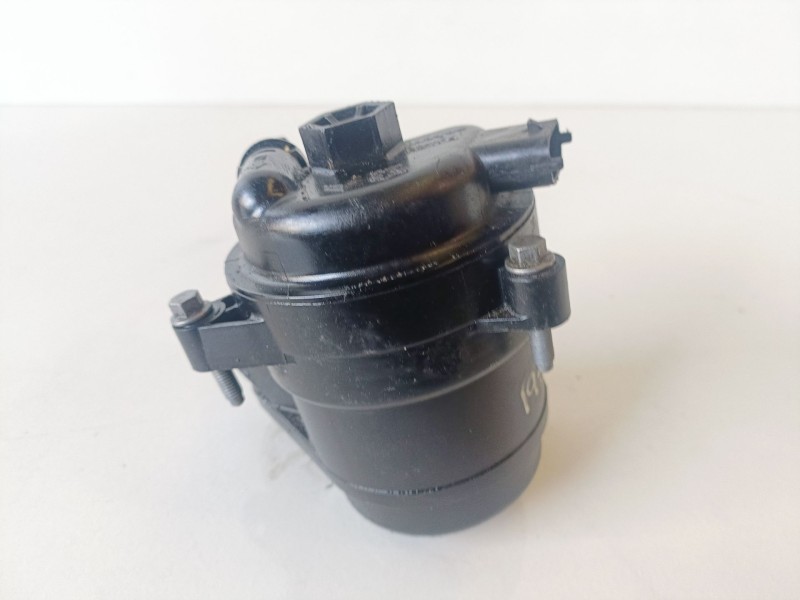 Recambio de filtro gasoil para peugeot 5008 ah01 referencia OEM IAM 9676133480  