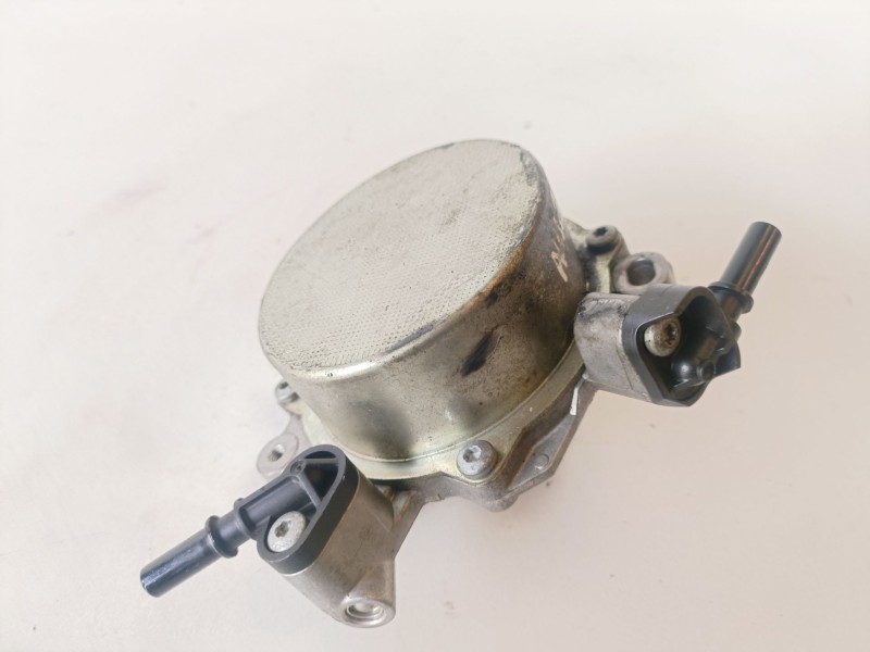 Recambio de depresor freno / bomba vacio para peugeot 5008 ah01 referencia OEM IAM 7042250300  