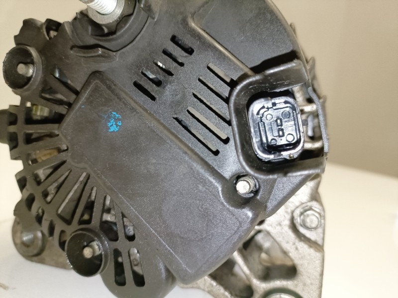 Recambio de alternador para dacia sandero ii h4b400 referencia OEM IAM   