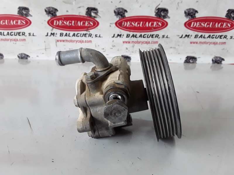 Recambio de bomba direccion para volkswagen caddy (2k)(02.2004) referencia OEM IAM 2K0422154A  