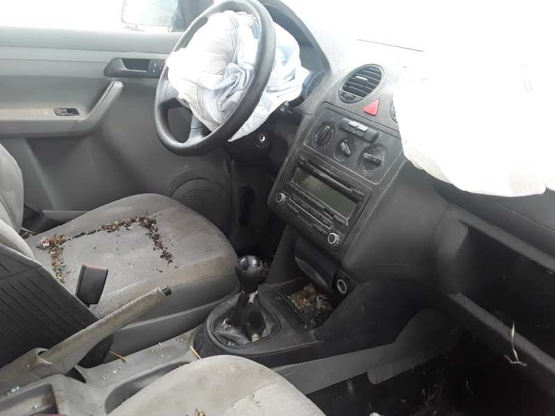 volkswagen caddy (2k)(02.2004) del año 2010