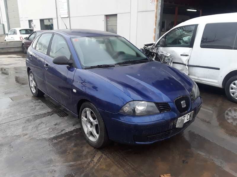 seat ibiza (6l1) del año 2003
