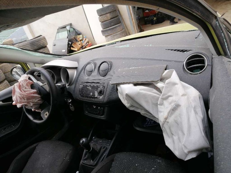 seat ibiza berlina (6j5) del año 2010