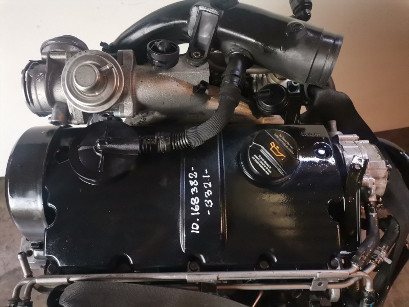 Recambio de motor completo para volkswagen golf iv berlina (1j1)(10.1997) axr referencia OEM IAM AXR  
