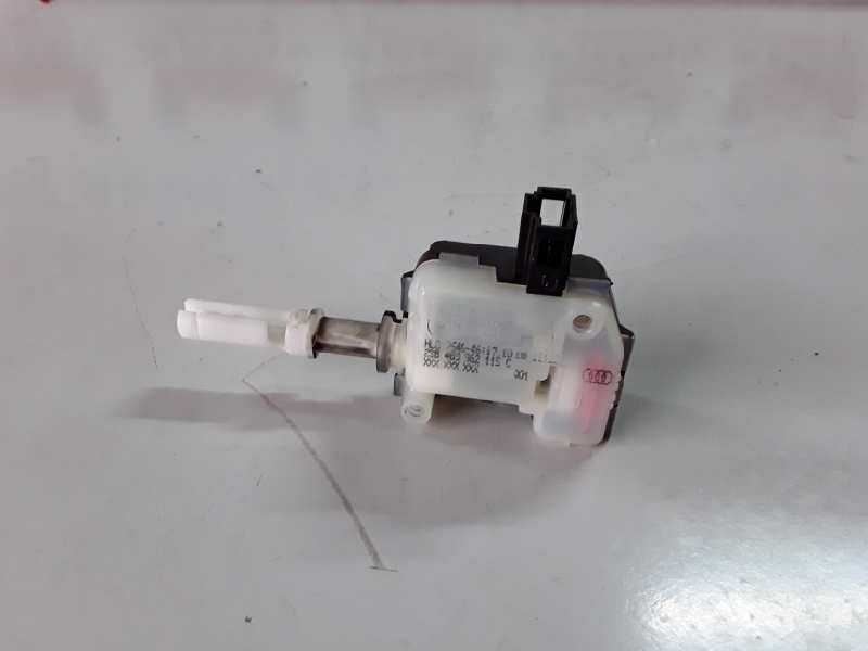 Recambio de motor cierre centralizado porton para audi a3 (8p1) cba referencia OEM IAM 4B9962115C  
