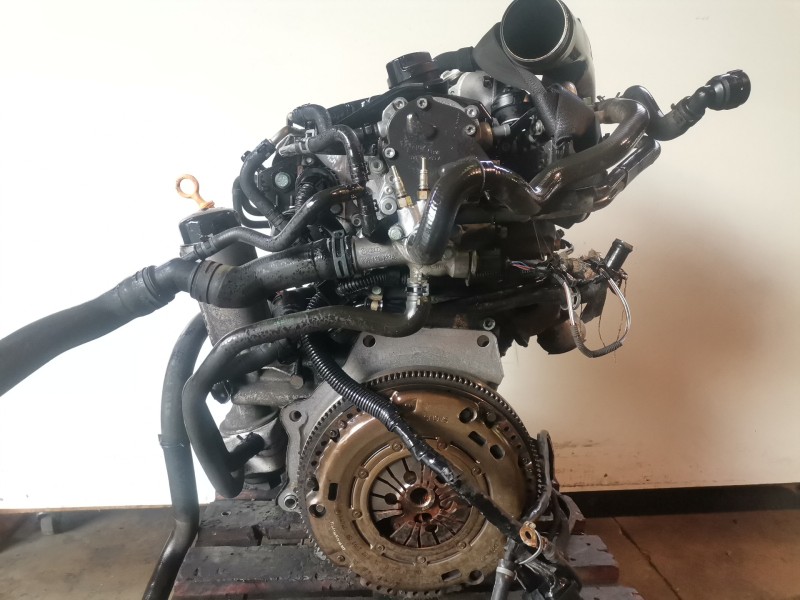 Recambio de motor completo para volkswagen golf iv berlina (1j1)(10.1997) axr referencia OEM IAM AXR  