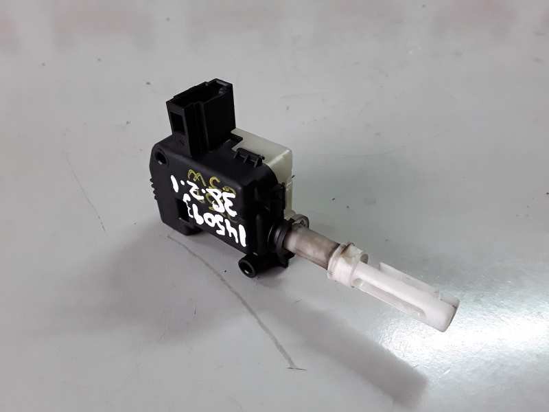 Recambio de motor cierre centralizado porton para audi a3 (8p1) cba referencia OEM IAM 4B9962115C  