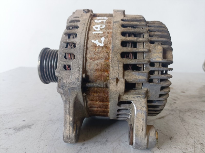 Recambio de alternador para nissan x-trail (t31) m9r856 referencia OEM IAM 23100JG71B  