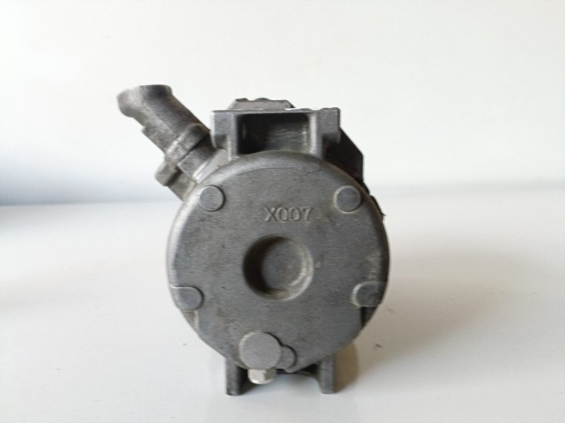 Recambio de compresor aire acondicionado para mitsubishi montero (v60/v70) 4m41 referencia OEM IAM 4472203991  