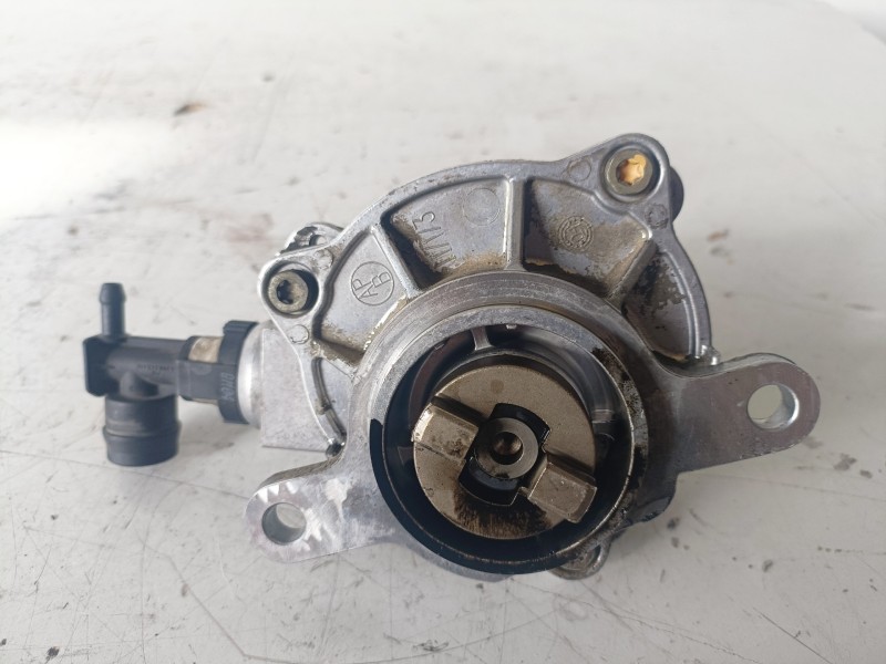 Recambio de depresor freno / bomba vacio para renault trafic ii furgón g9u730 referencia OEM IAM 8200478188  