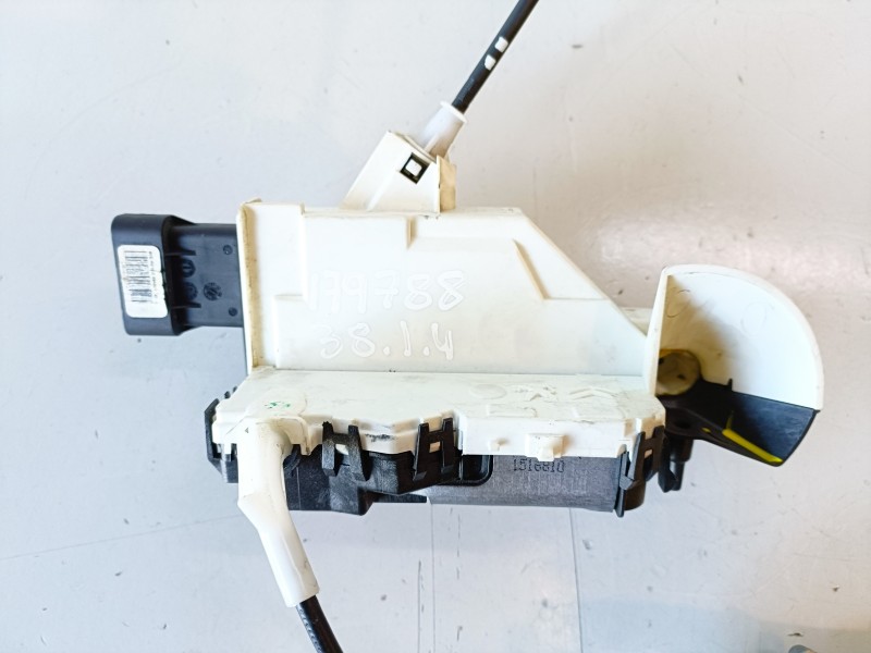 Recambio de cerradura puerta delantera izquierda para citroen berlingo furgón 9hw referencia OEM IAM 828406  