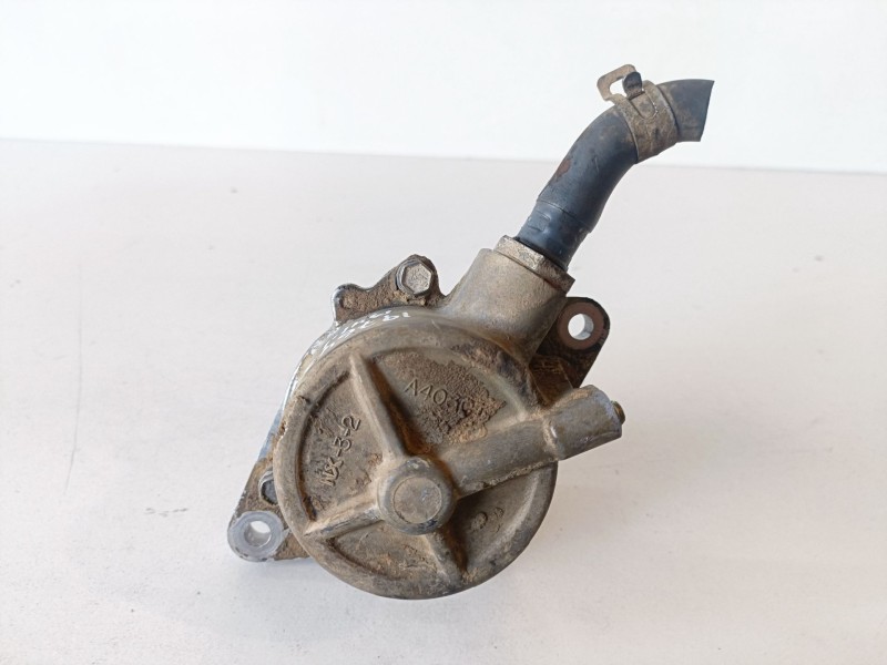 Recambio de depresor freno / bomba vacio para ford ranger (et) wl referencia OEM IAM X2T55472ZT  