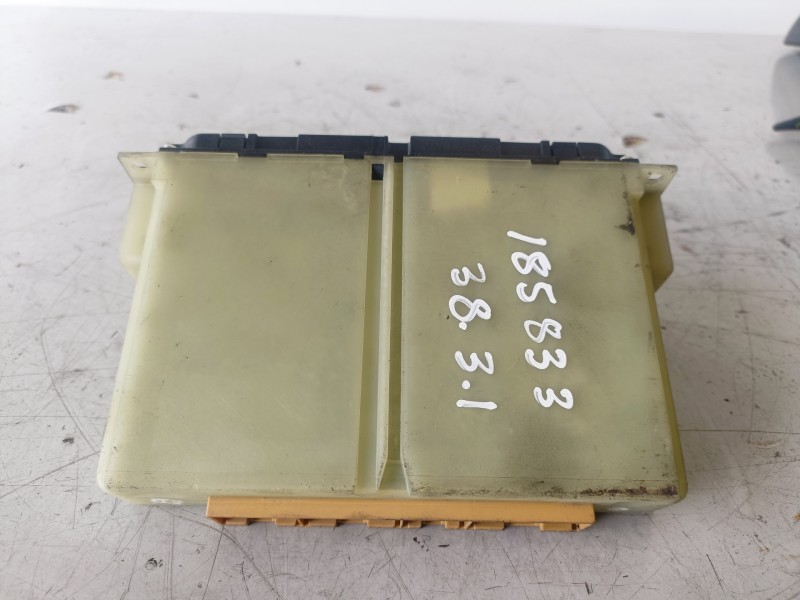 Recambio de mando climatizador para volkswagen passat variant (3b5) ahu referencia OEM IAM 5HB00761710/3B1907044B  