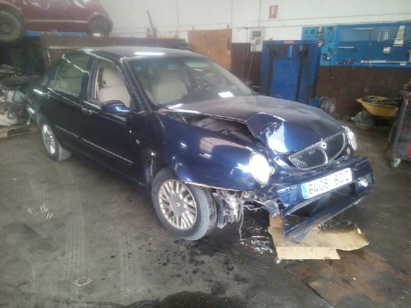 lancia lybra berlina del año 2001