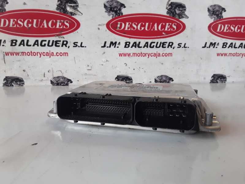 Recambio de centralita motor uce para audi a4 berlina (8e) asn referencia OEM IAM 8E0909559H/0261207839  