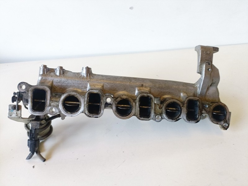 Recambio de colector admision para toyota land cruiser (j12) 1kdftv referencia OEM IAM   