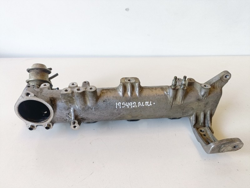 Recambio de colector admision para toyota land cruiser (j12) 1kdftv referencia OEM IAM   