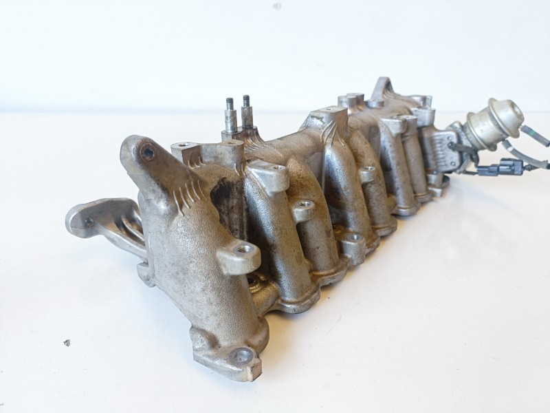 Recambio de colector admision para toyota land cruiser (j12) 1kdftv referencia OEM IAM   