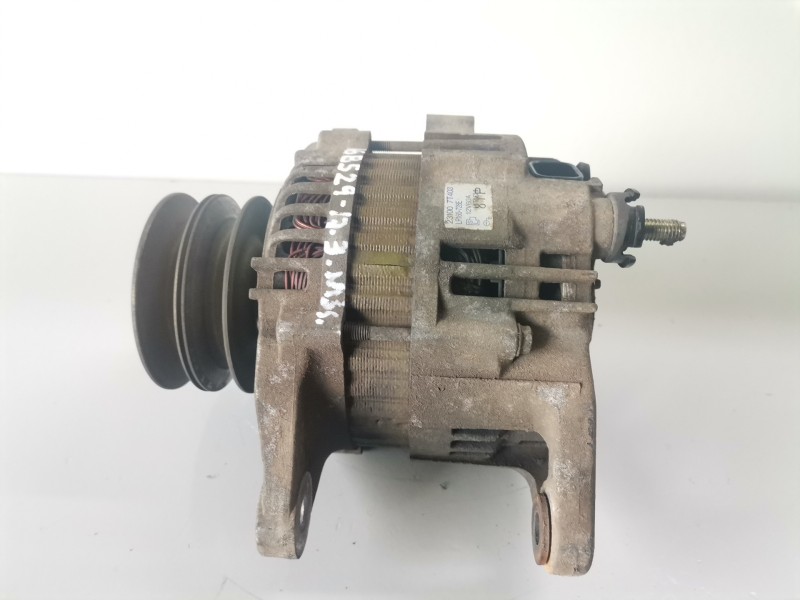 Recambio de alternador para nissan pickup (d22) td25ti referencia OEM IAM 231007T403  