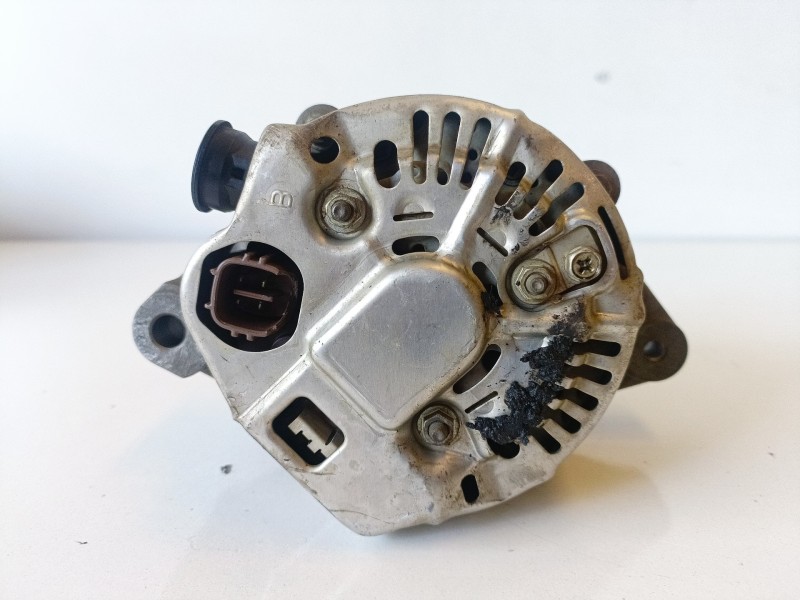 Recambio de alternador para toyota land cruiser (j12) 1kdftv referencia OEM IAM 270603012384  
