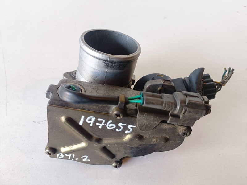 Recambio de caja mariposa para toyota avensis berlina (t25) 1cdftv referencia OEM IAM   