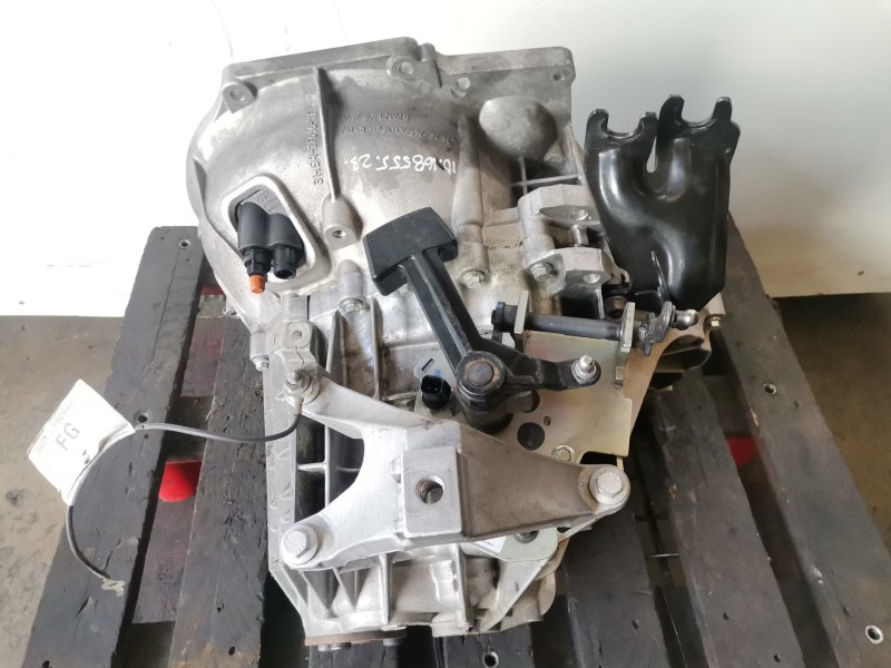 Recambio de caja cambios para ford focus berlina (cb4) g8db referencia OEM IAM 6M5R7002YC  