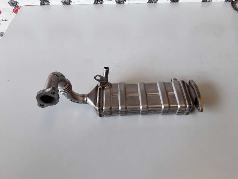 Recambio de enfriador egr para toyota land cruiser (j12) referencia OEM IAM 13063870000A/2560130060  