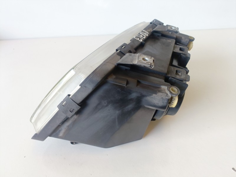 Recambio de faro derecho para audi a3 (8l) ahf referencia OEM IAM   