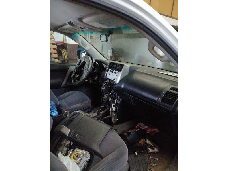 toyota land cruiser (j15) del año 2009