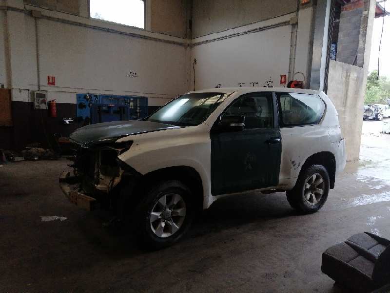 toyota land cruiser (j15) del año 2009