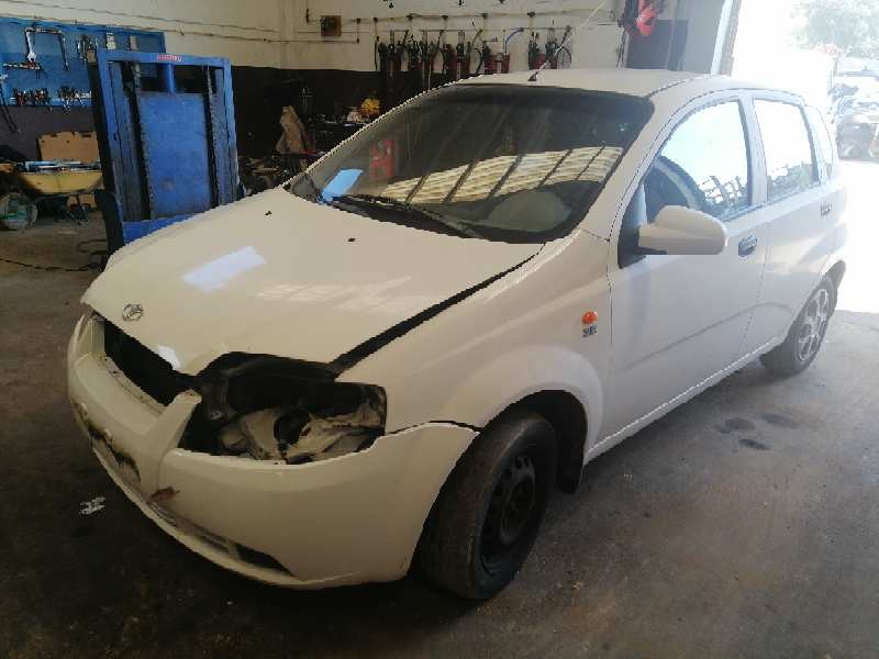 daewoo kalos del año 2004
